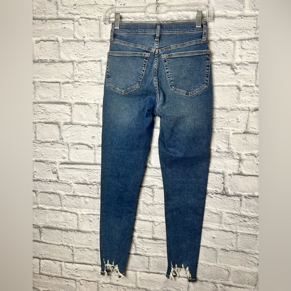 NWT Topshop Jamie Skinny Jeans High Rise Stretch Denim Chewed Hems SIZE 26 - Picture 6 of 7